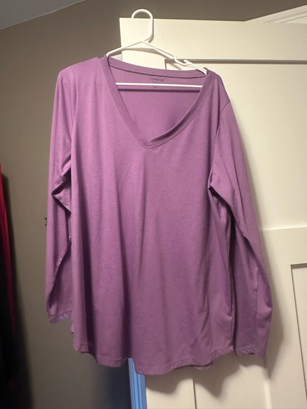 torrid Lavender V-Neck Long Sleeve Tee - Dusty Purple